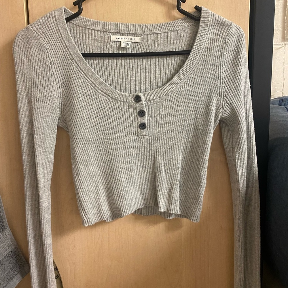 Sweater crop top